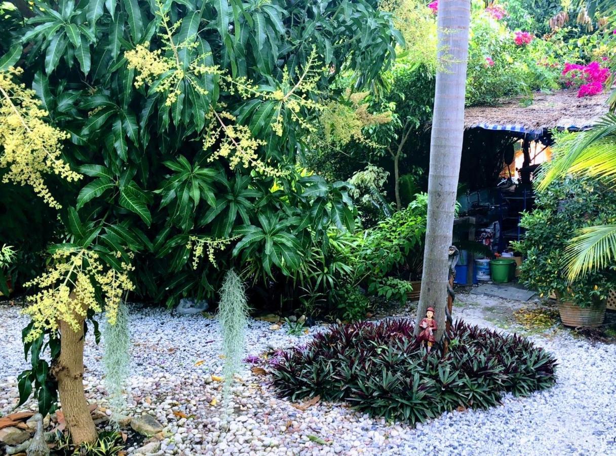 Daisy'S 2 Bedroom Family Home For Up To 5 Guests With Garden & Bbq Koh Samet Exteriér fotografie