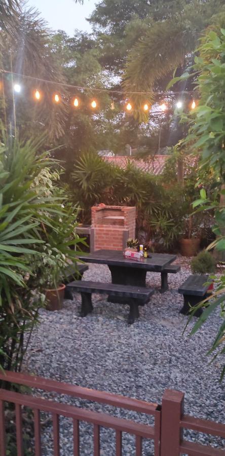Daisy'S 2 Bedroom Family Home For Up To 5 Guests With Garden & Bbq Koh Samet Exteriér fotografie