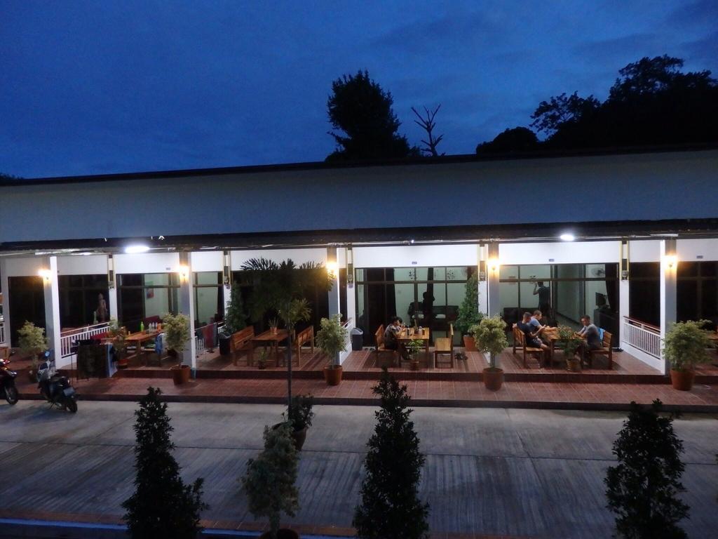 Daisy'S 2 Bedroom Family Home For Up To 5 Guests With Garden & Bbq Koh Samet Exteriér fotografie